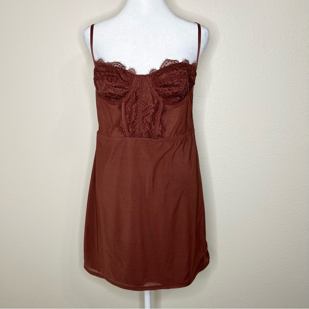 Urban Outfitters Chocolate Brown Lace Bustier Sleeveless Mini Dress Sz L NWT - Picture 5 of 16
